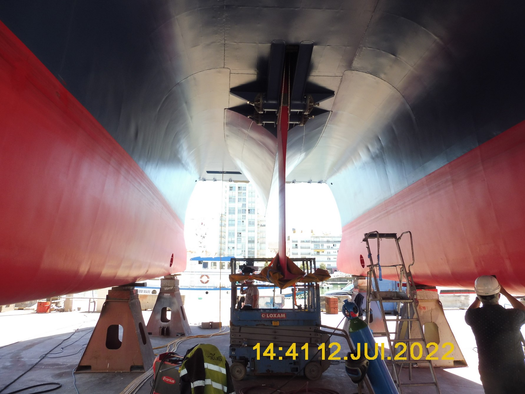 Damage to carbon fibre foil — CTV vessel